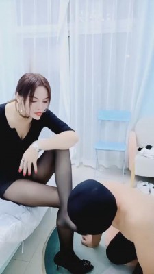 【溢香】继母虐待狗儿子 bf2765