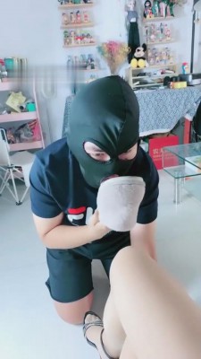 【美离子】对狗东西发泄起床气 G-210822-12