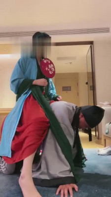 【鑫儿教头】汉服穿越女主踩踏狗 bf16448