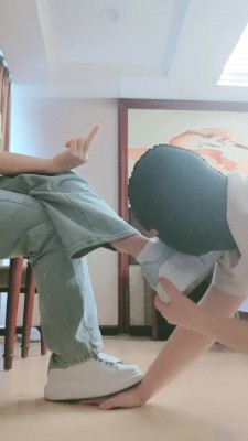 【妮蔻】运动后原味白袜羞辱 bf17899