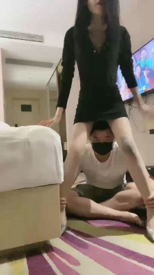 【陈甜女蒂】开发求复合的男友做狗 bf21190