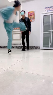【孤傲女帝】暴力飞踹耳光专场 bf24853
