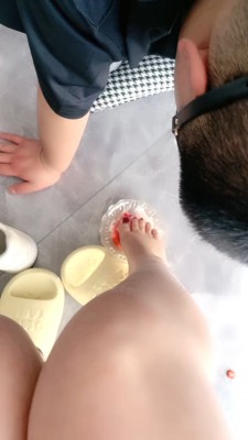 【佳佳】骑马遛狗/舔白富美的jio bf28107