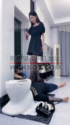 【麋鹿银儿】人形马桶/高跟黑丝踩踏 bf33659