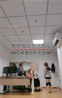 【妆主大大】办公室-母畜-高跟肉丝诱惑-耳光/脚插嘴-高跟踩 bf34452