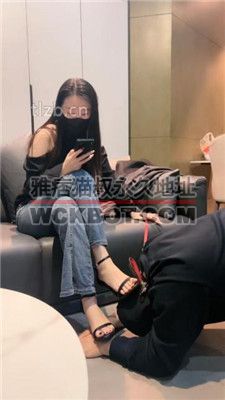 【槿一】奴隶舔吐在地上的食物 bf36652
