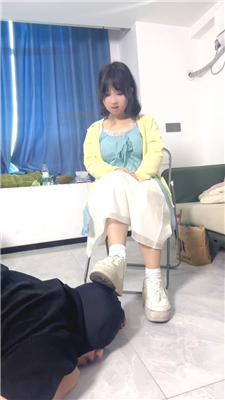 【素人挖掘机】脏鞋白棉袜女神首调 JS260506-20