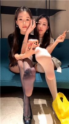 【媛媛】双主丝足羞辱炸空    260509-23