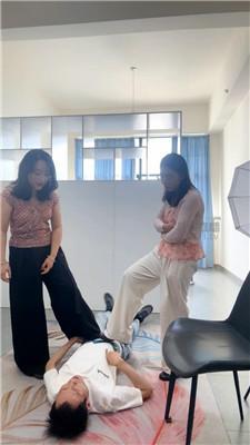 【猴歌】清理女友的脏鞋原味袜【完整版】 JS260517-34