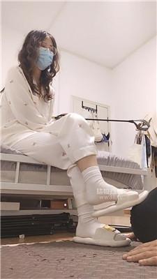 【一点点】强制脚插嘴 JS260528-35