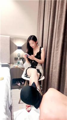 【墨轩】肉丝喂食-吃水果皮强制 JS260531-52