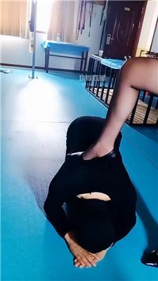 【青妍】狗笼囚禁虐杀 JS260610-5