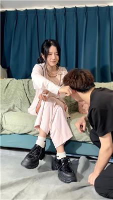 【小宇】开发休假白袜女神 JS260618-16