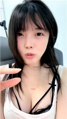 【玥玥玥】指挥全家乱伦    260716-36