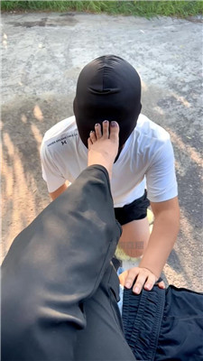 【77夫妻】下班后玩车里锁了一天的狗   JS260728-11